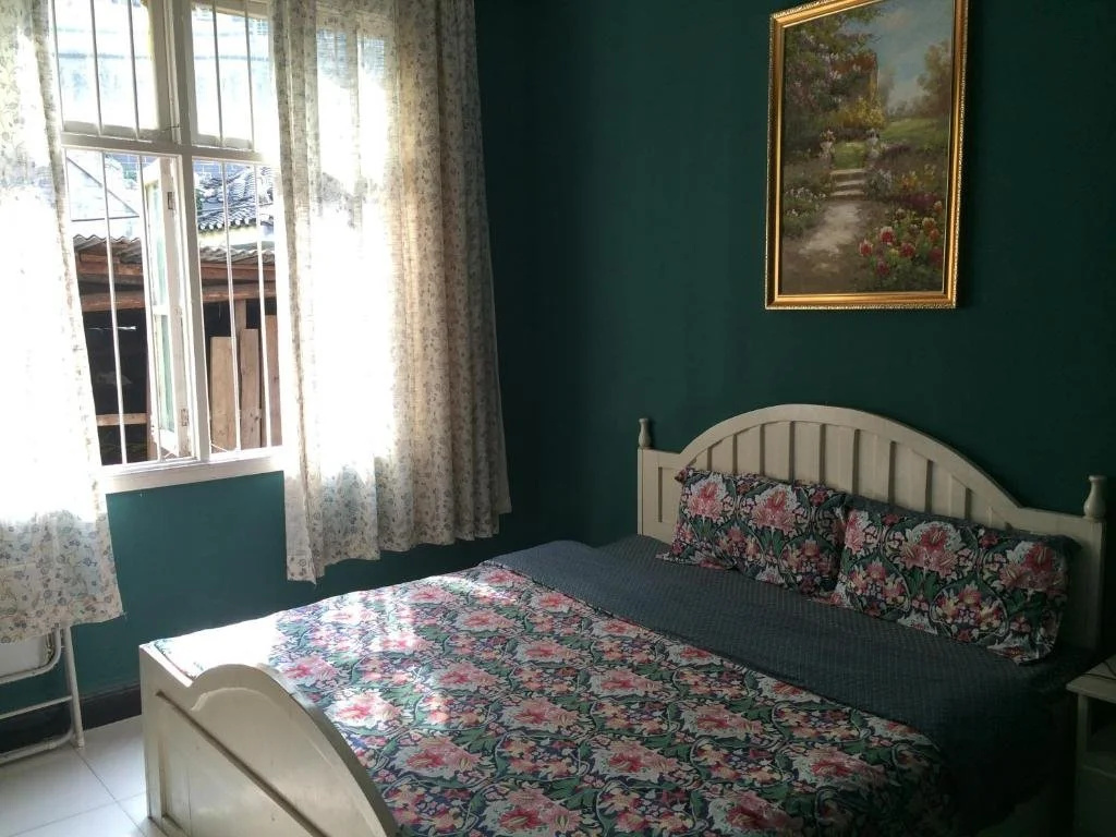 Fenghuang Soft Time Inn