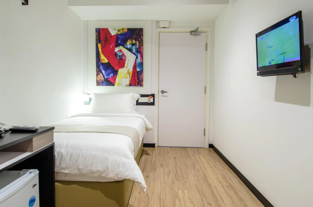 Отель 12FLY Hotel в Куала-Лумпуре