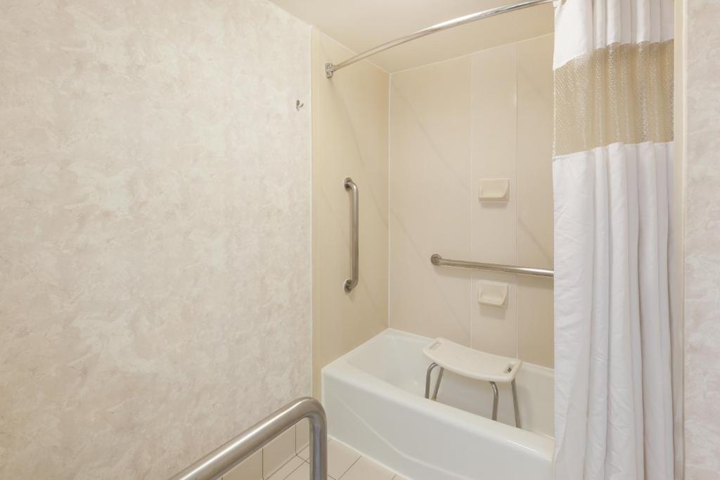 Wyndham Garden Monterrey Norte - Chambres