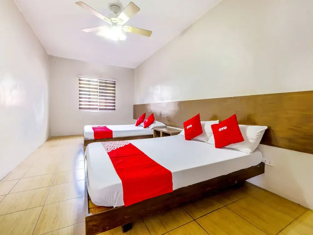 Economy Quadruple room