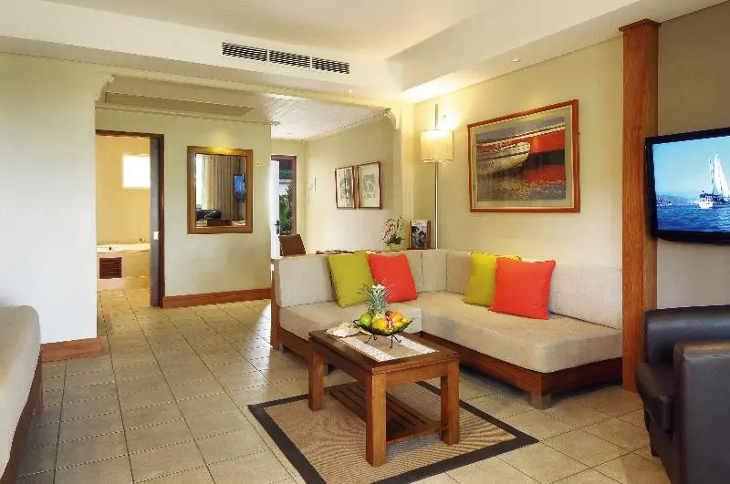 Deluxe Double room with balcony (full double bed)