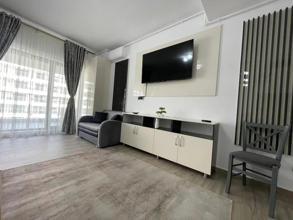Executive Studio