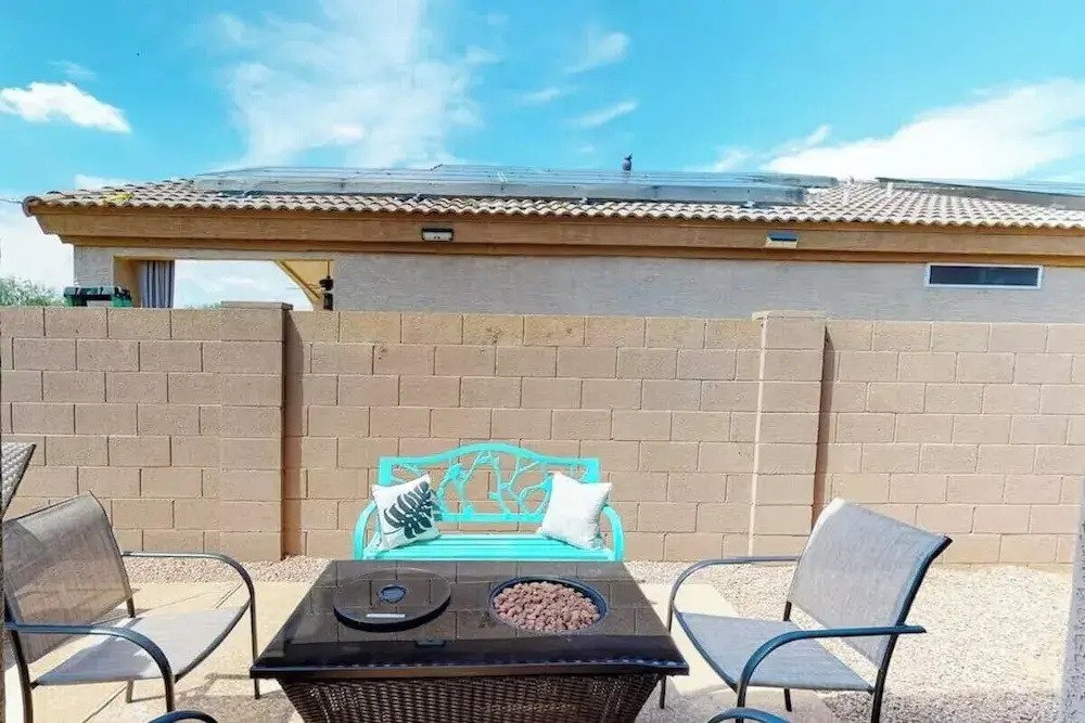 Desert Oasis - Heated Pool Retreat