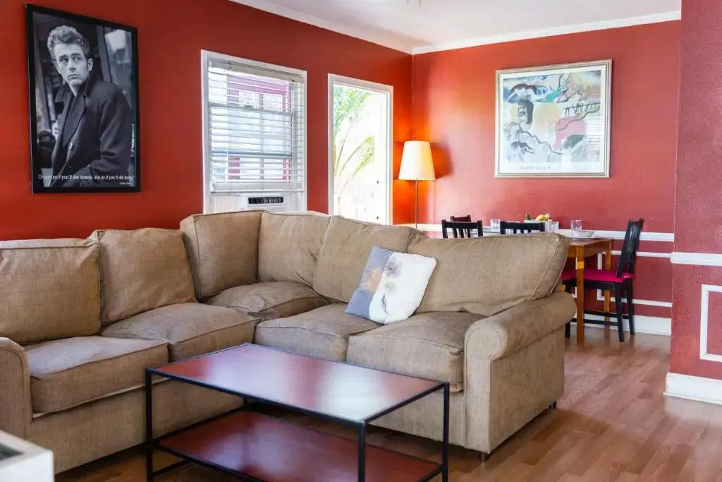 Hollywood Hills Suites - Chambres