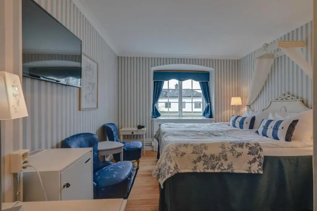 Standard Double room full double bed
