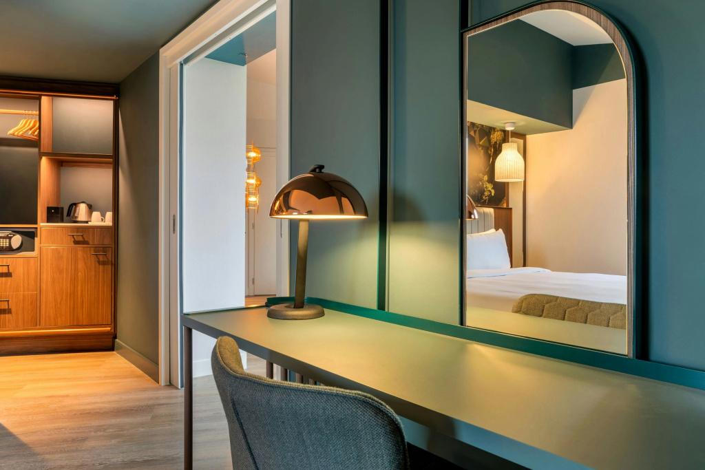 Renaissance Amsterdam Hotel - 5