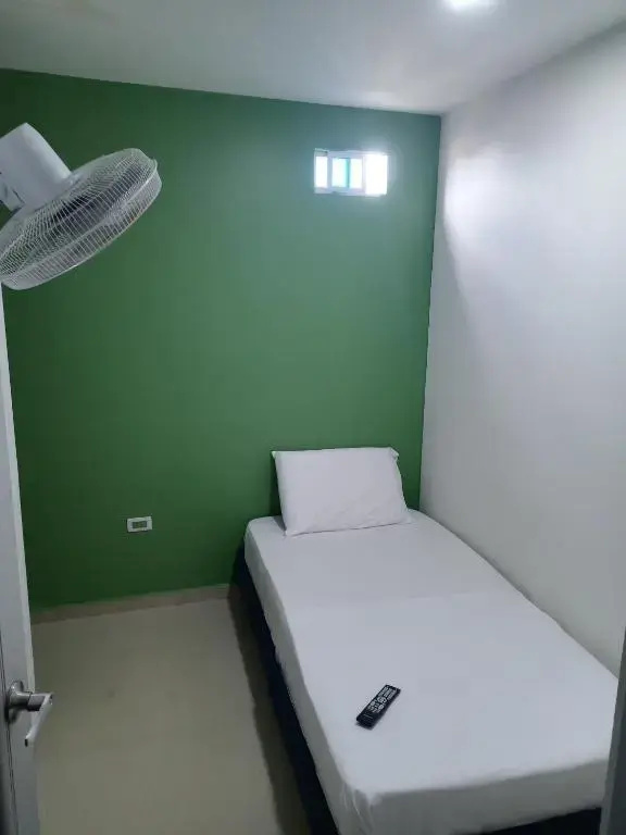 Economy room
