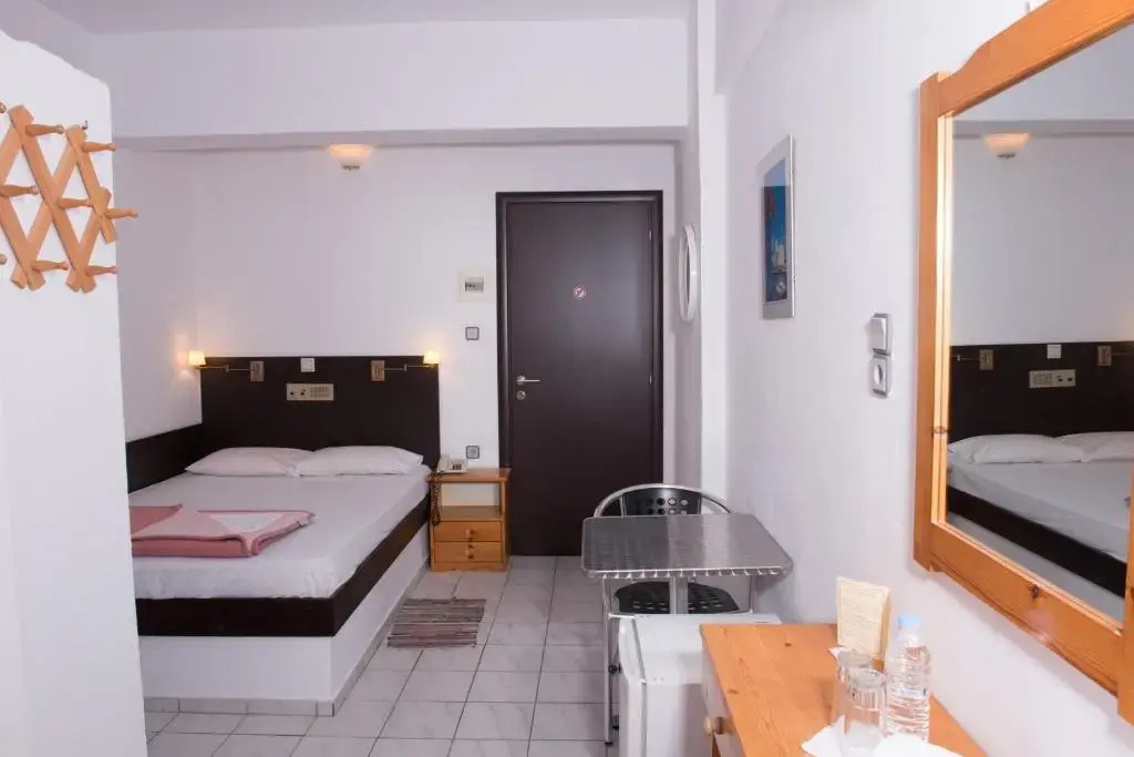 Alexander Beach Hotel - Chambres