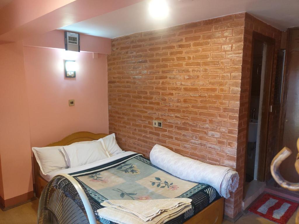 gallery_image_hidden_14