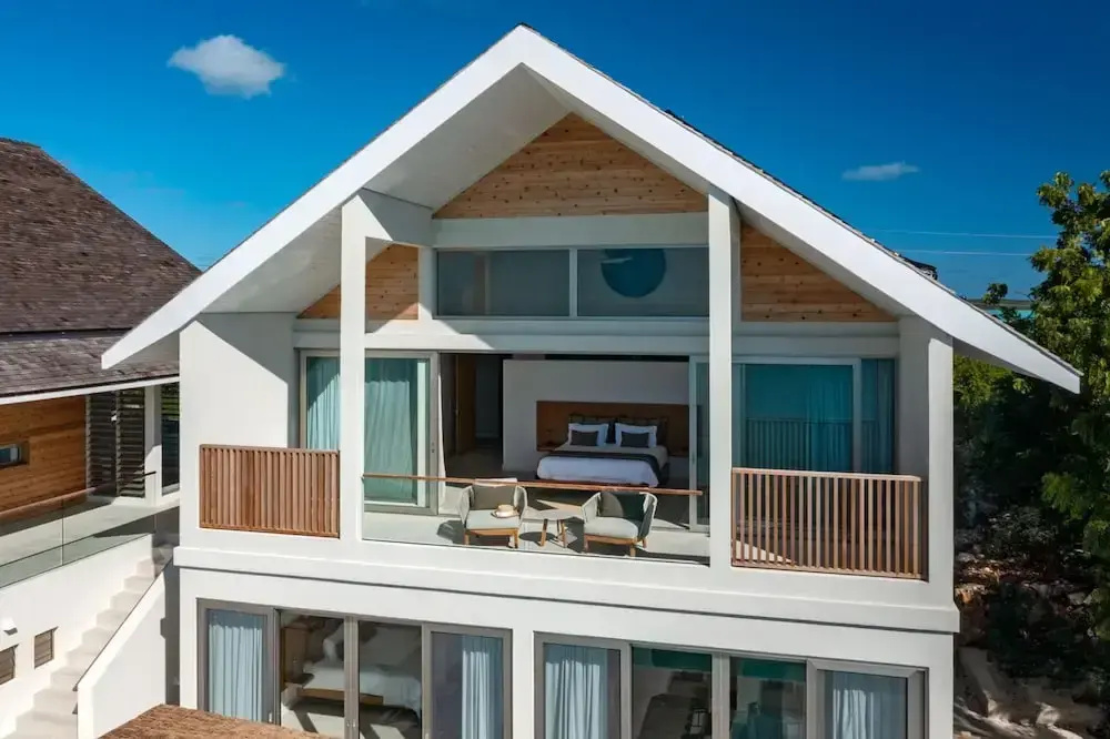 La Mer Villa South Oceanfront Luxury on Sapodilla Bay