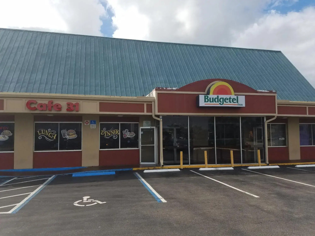 Budget Inn