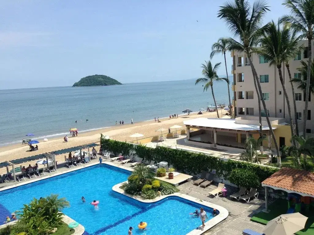 Beach & Waterfront