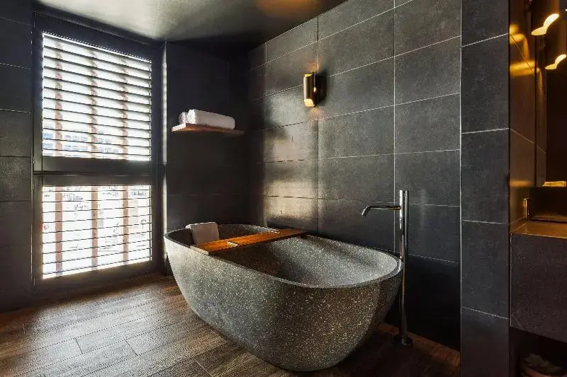 Executive Suite with balcony