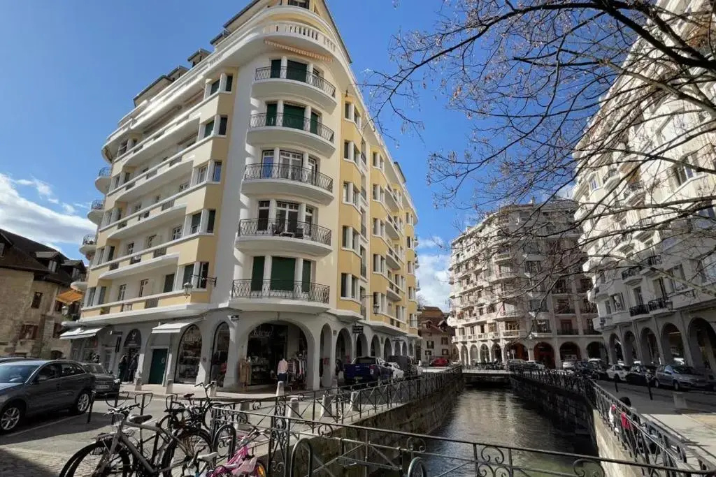 Le Panoramique - 75 sq m apartment with balcony in the heart of Annecy