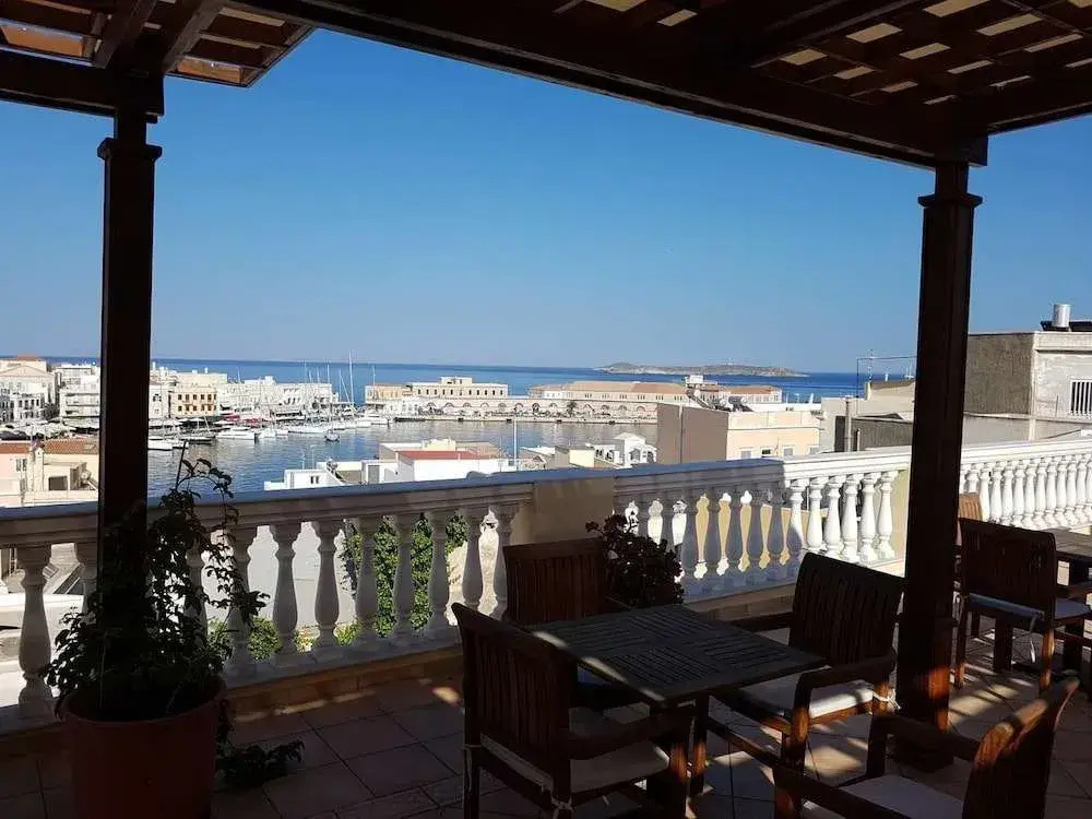 Balcony & Terrace