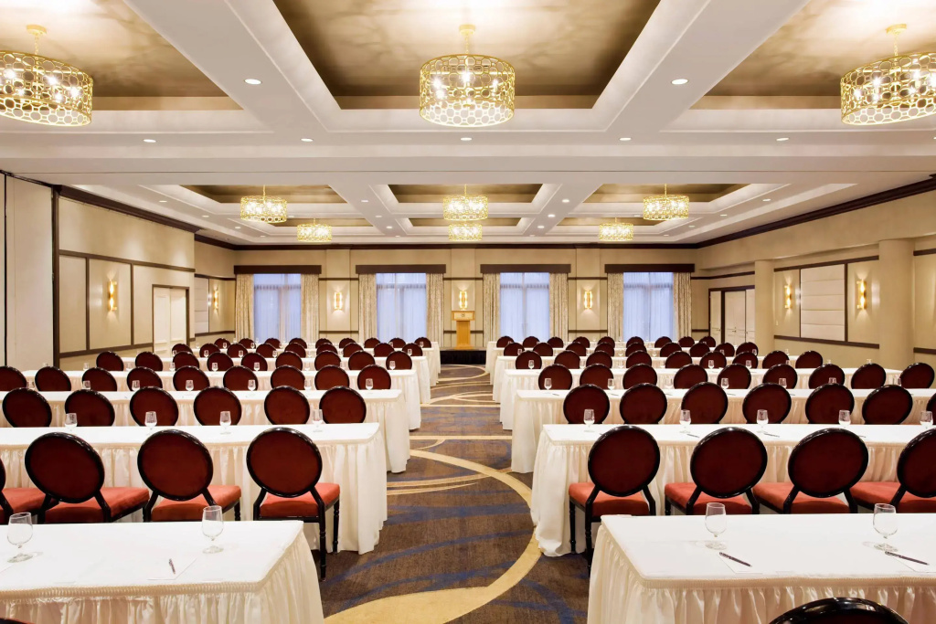 Sheraton LaGuardia East Hotel - Général