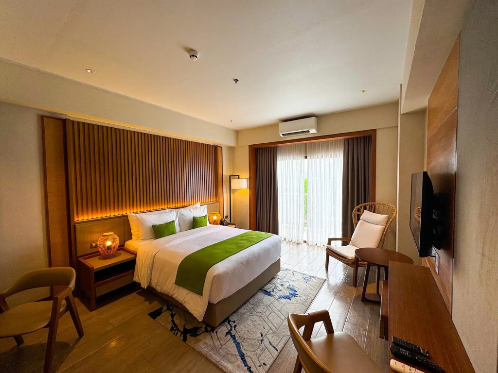 Deluxe Double room (full double bed)