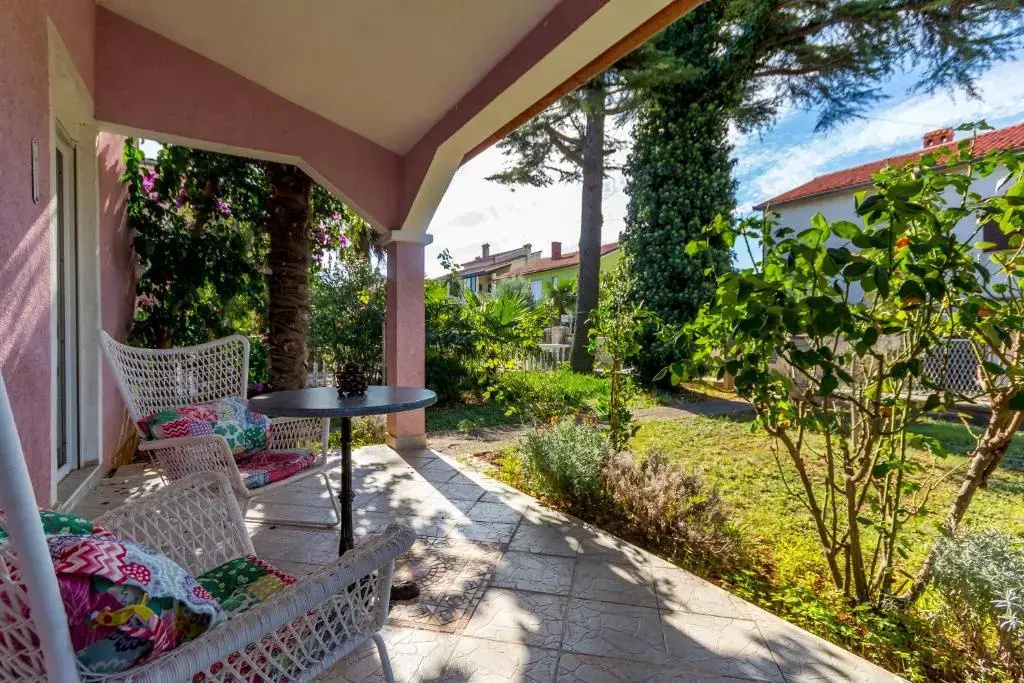 Balcony & Terrace