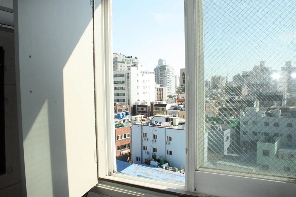 Balcony & Terrace