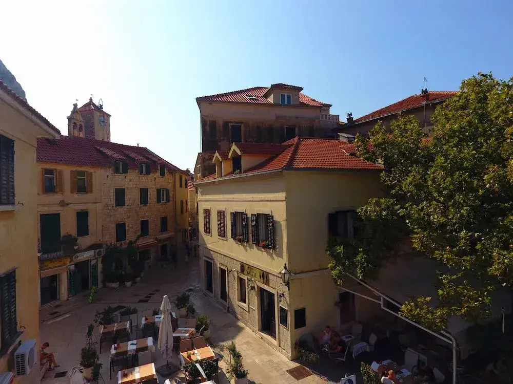 Apartments & Rooms Tomasovic