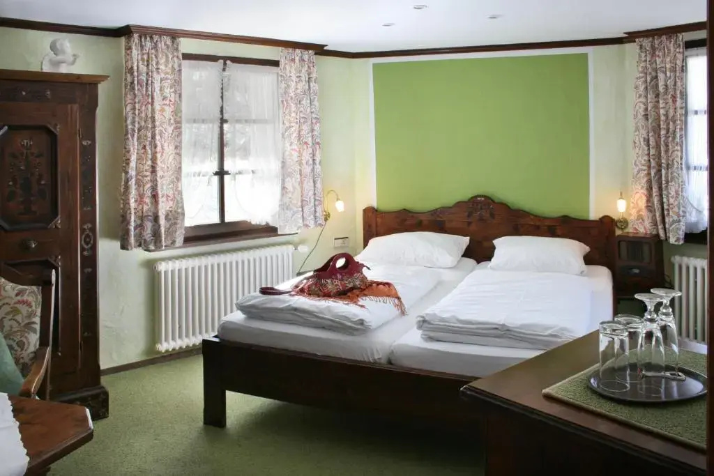 Standard Double room (full double bed)