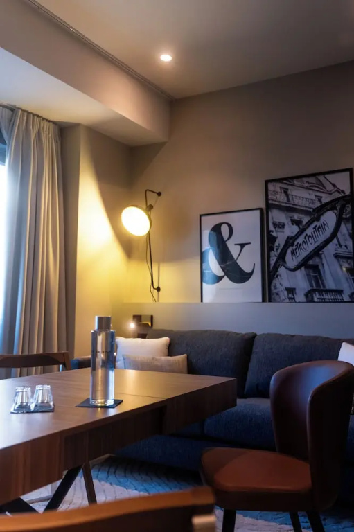Hôtel Mercure Paris Tour Eiffel Pont Mirabeau 83