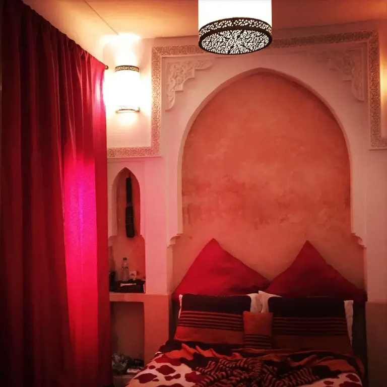 Standard Double room with balcony (full double bed)