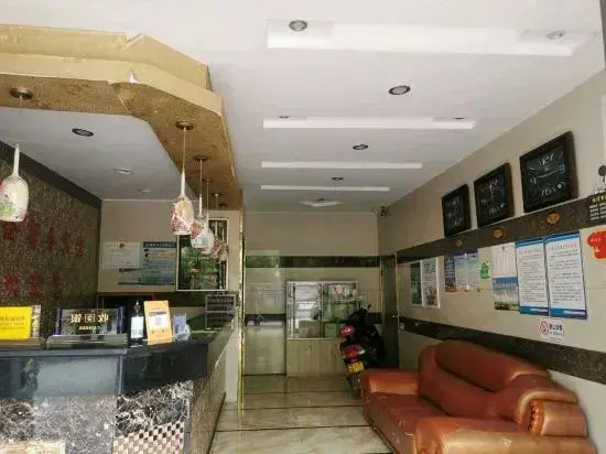Food & Beverage