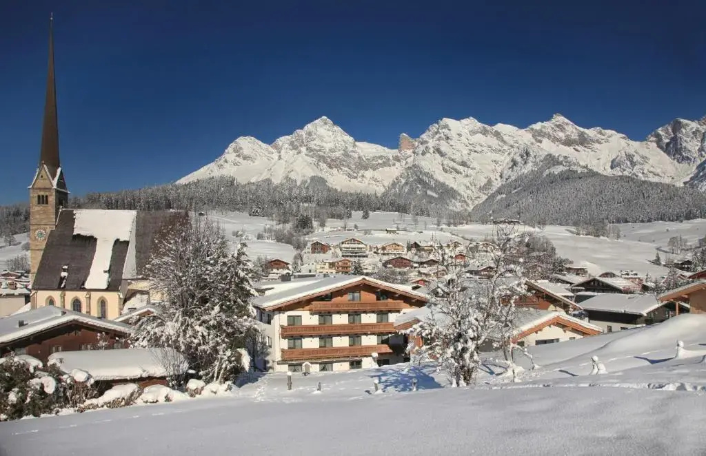 Hotel Pension Pinzgauer Hof