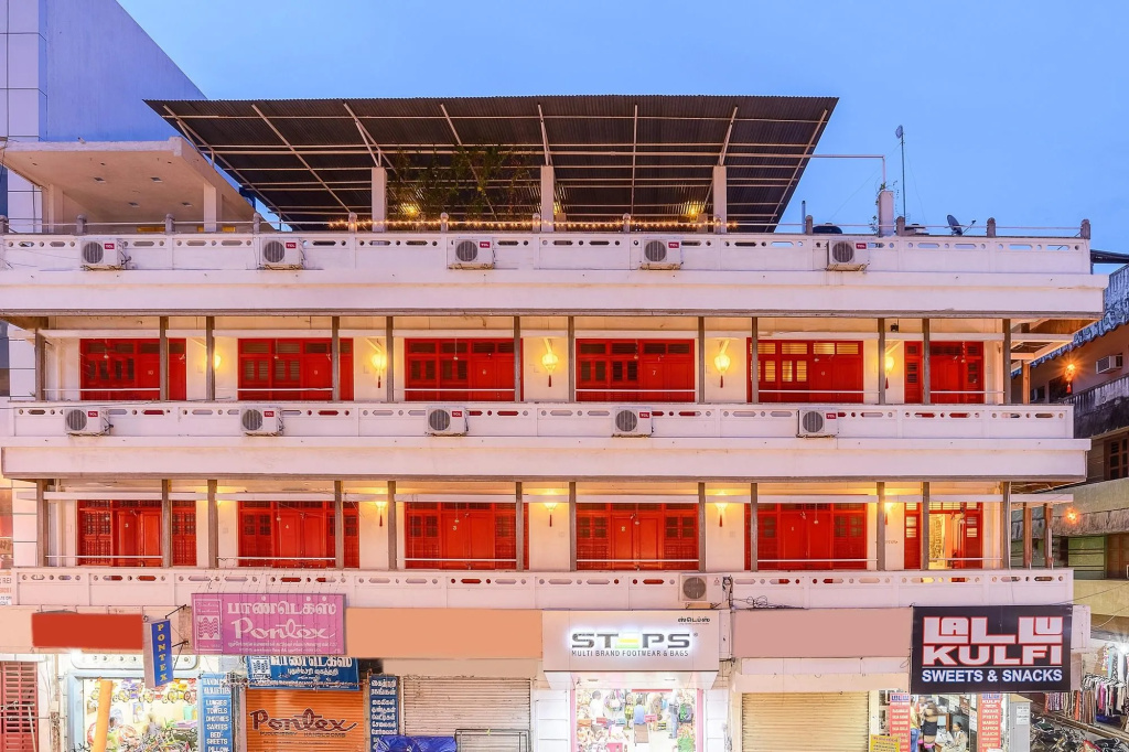 Itsy Hotels Red Lotus Heritage, Promenade Beach