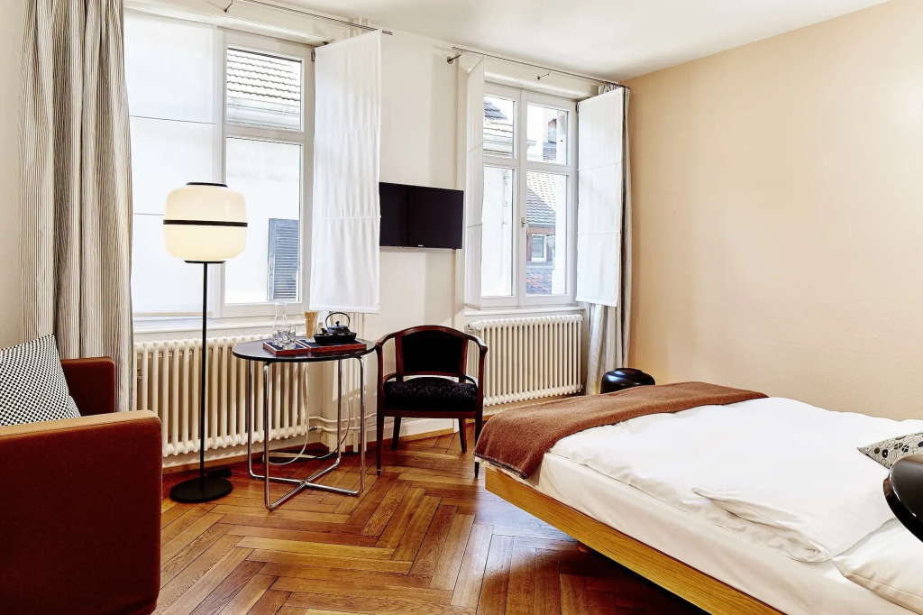 Hotel Krafft Basel by null