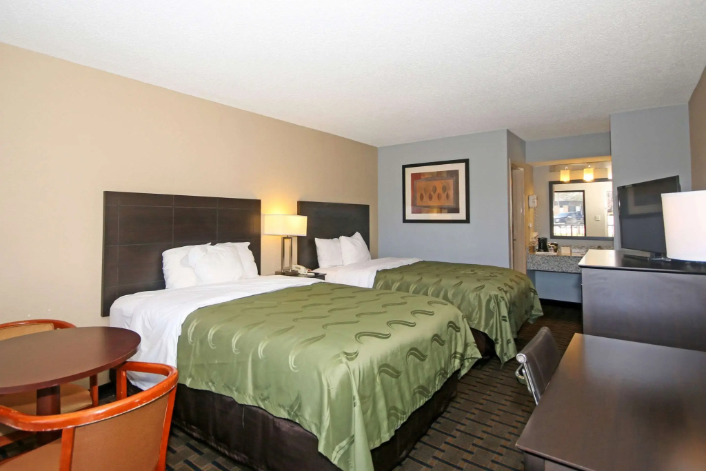 Standard Quadruple room