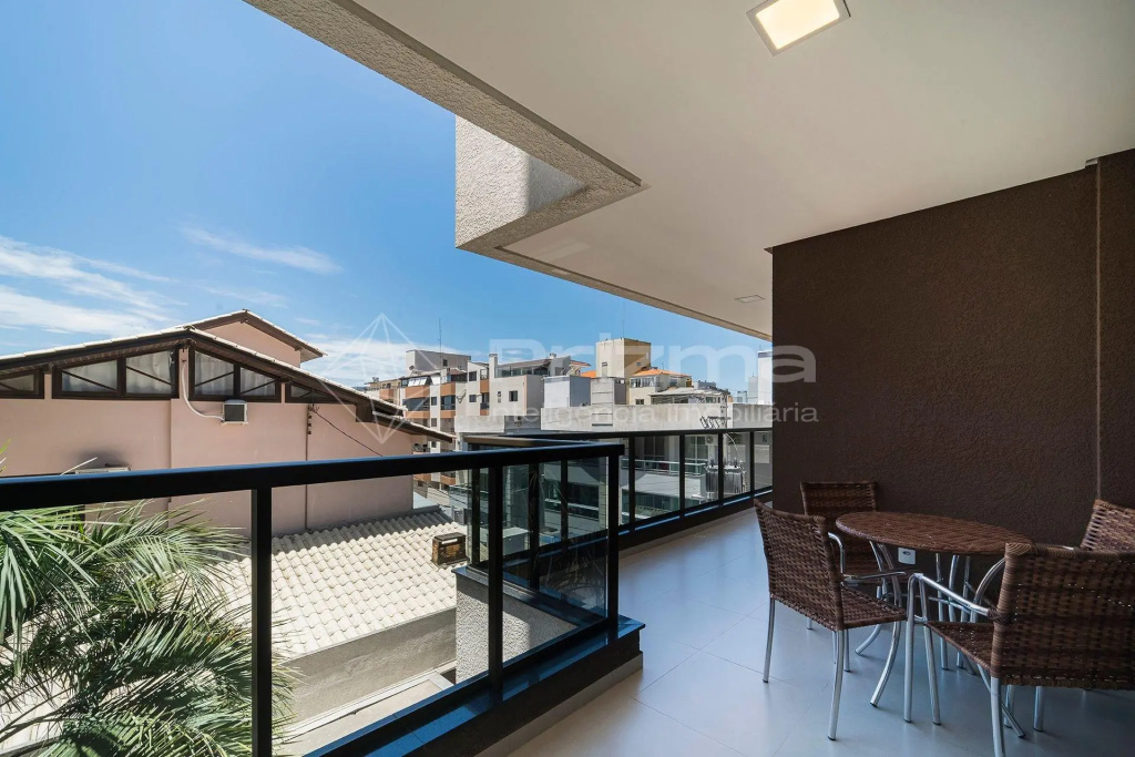 206- Recanto dos Girassóis - Lindo Apartamento de alto padrão com excelente localização na praia de Bombas.