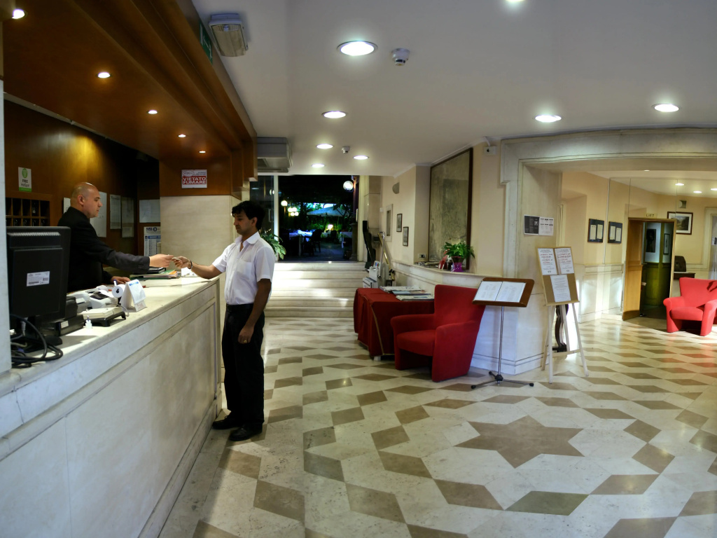Hotel photo 12