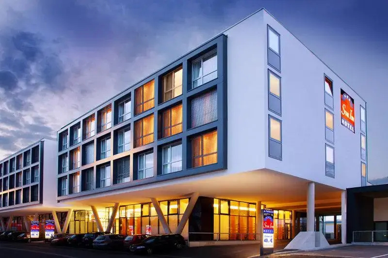 Leonardo Hotel Salzburg Airport - Chambres