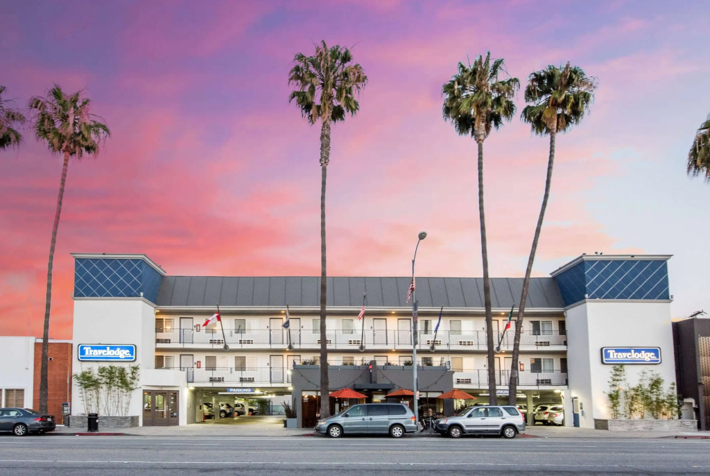 Travelodge by Wyndham Culver City — фото