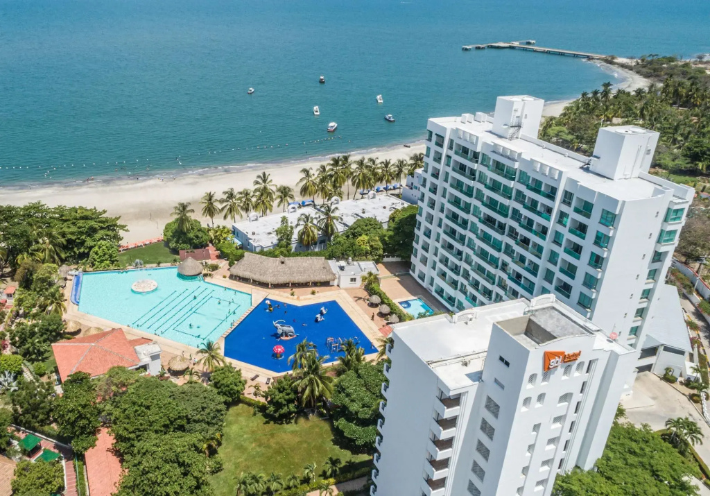 Beach & Waterfront
