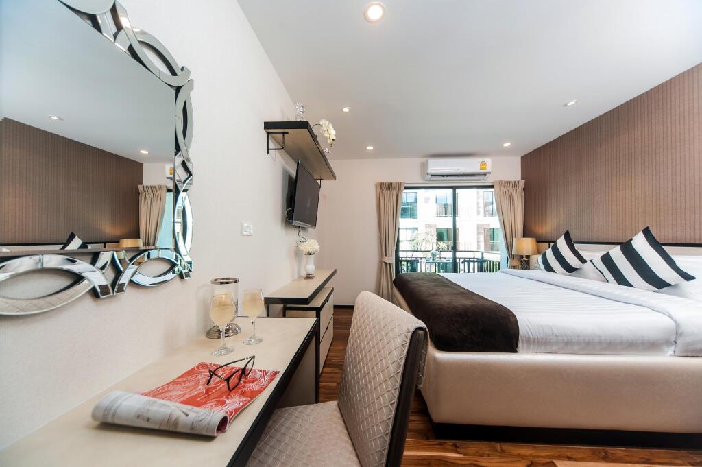 Двухместный номер Economy двуспальная кровать в The Title KR Beach Condotel Rawai Phuket