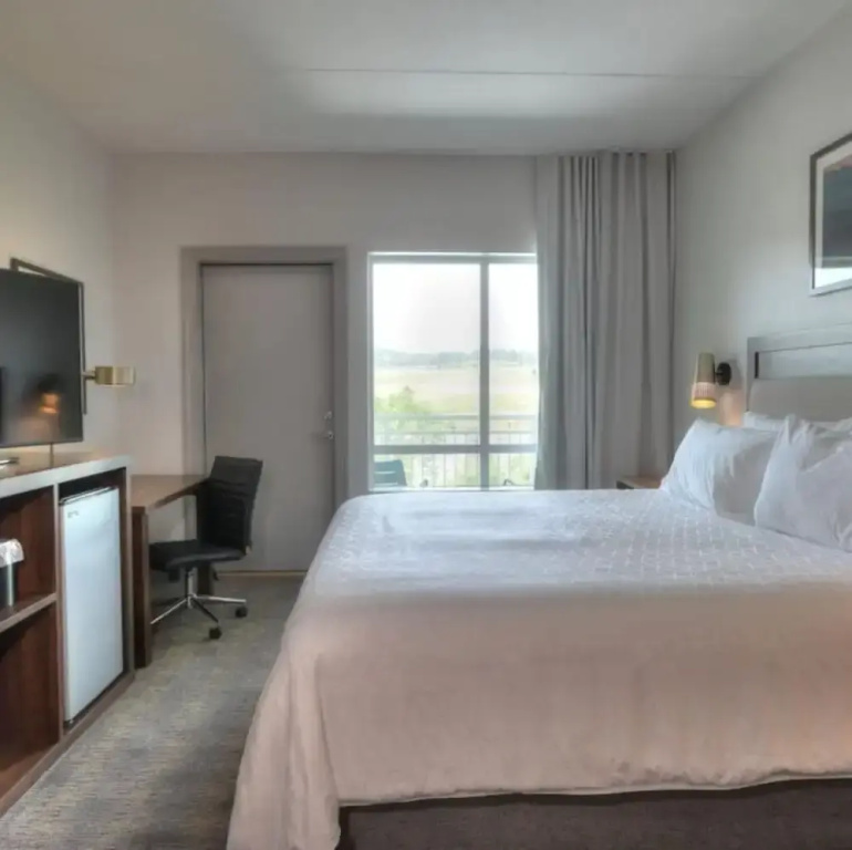 Premium Double room with balcony and with river view (full double bed)