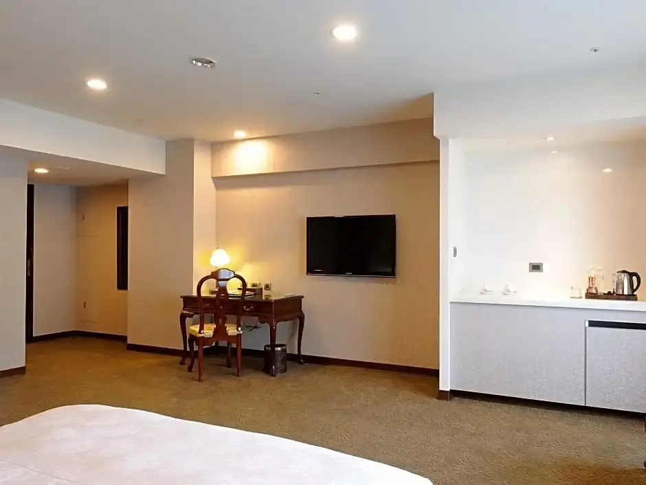 Royal Seasons Hotel Taichung Zhongkang - фото 21