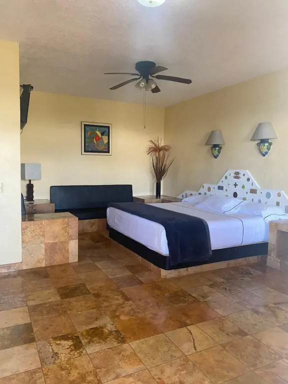 Grand room