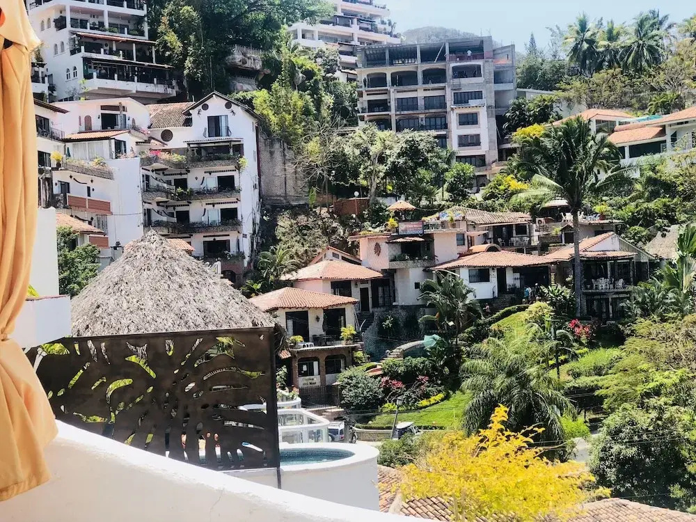 Deluxe room with balcony and with ocean view