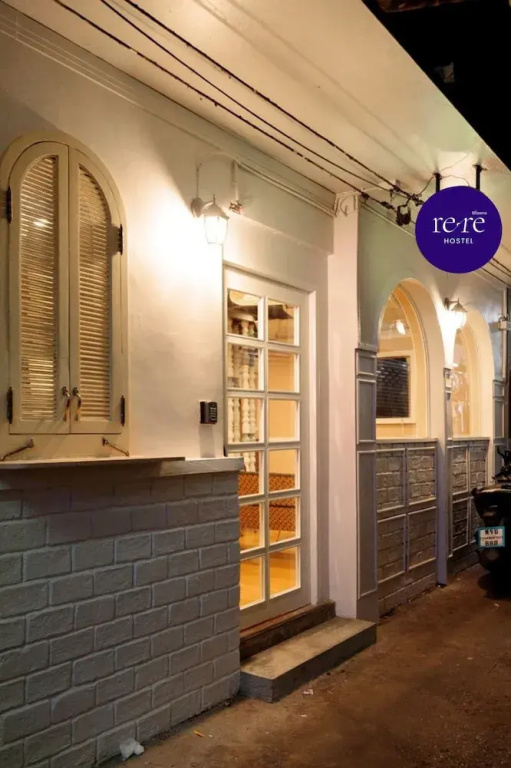 Отель ReRe Hostel в Бангкоке