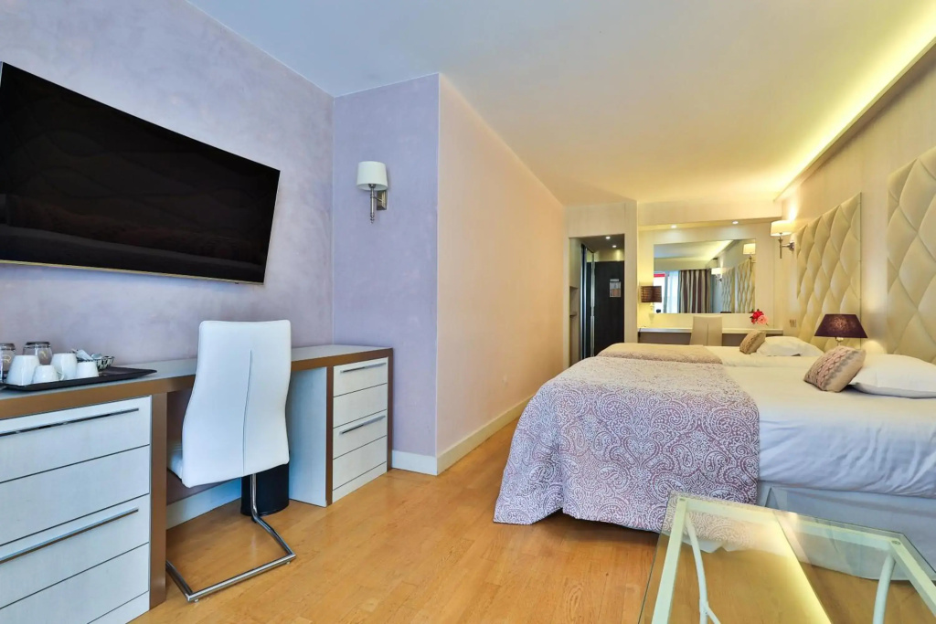 Hotel photo 25