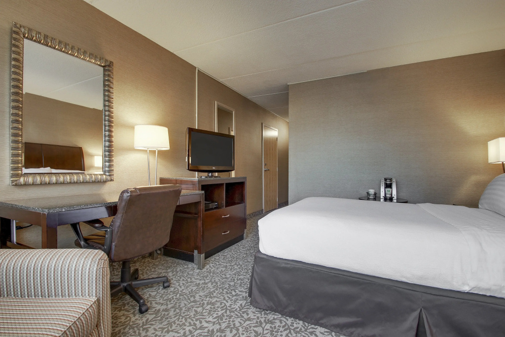 Holiday Inn Westbury - Long Island by IHG - Général