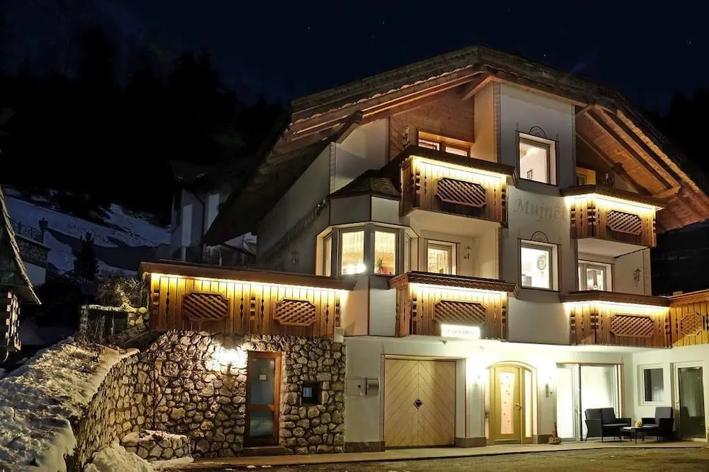 Apartment 4 Holiday - Apartment Mujnei