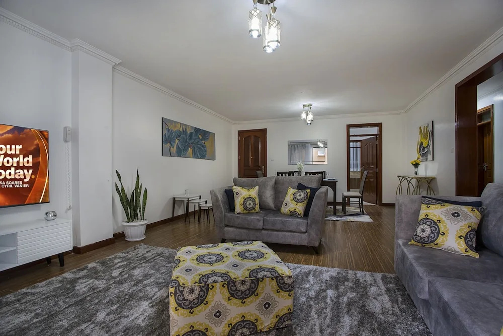 Urban Brooks Luxury Apartment