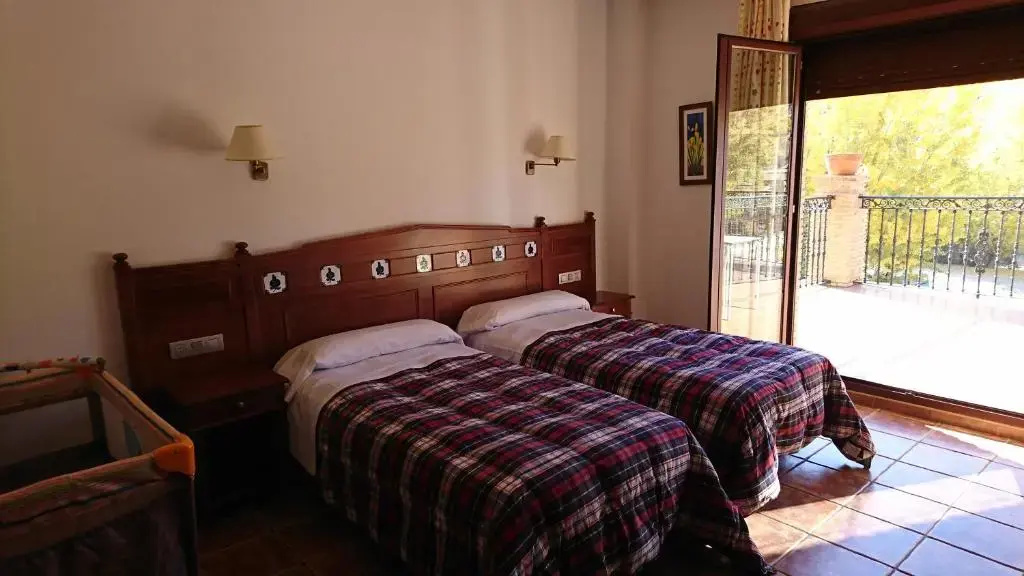 Hospedería Los Cahorros - Chambres