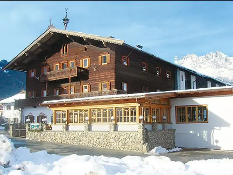 Jagdhof Hubertus und Nebenhaus Reitherwirt