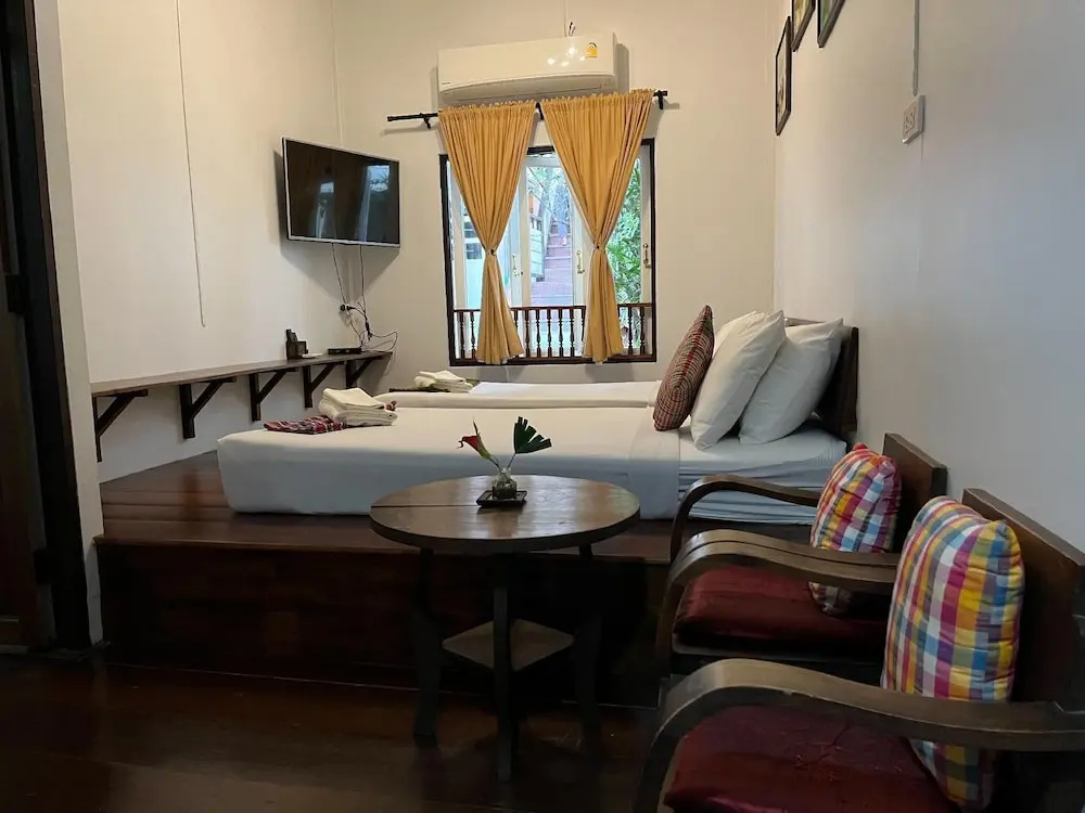 Deluxe Double room (twin beds)